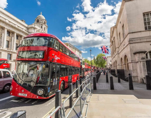 Using Buses To Travel Around Britain
